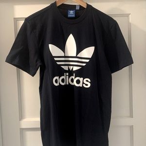 Addias T-shirt Size Small Mens